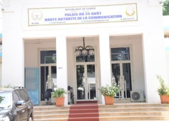 Guinée : deux radios privées par la HaC