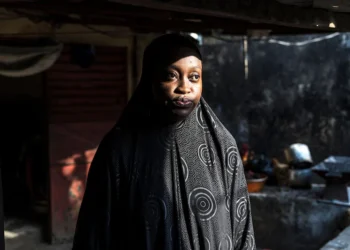 Bélarus : une Guinéenne expulsée réclame le rapatriement de son bébé resté à Minsk