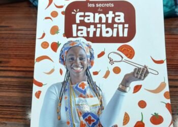 Conakry : Fanta Kourouma présente son ouvrage culinaire “Les Secrets de Fanta Latibili”