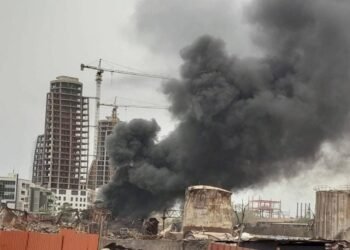 Kaloum : un incendie signalé sur le site de l’ancien dépôt d’hydrocarbures