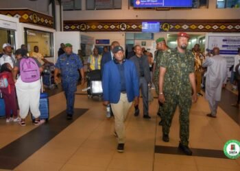 Évaluation militaire : une mission de la CEDEAO en inspection du contingent guinéen
