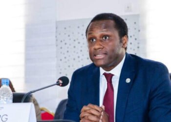 Eco : Karamo Kaba explique pourquoi la Guinée maintient le franc guinéen